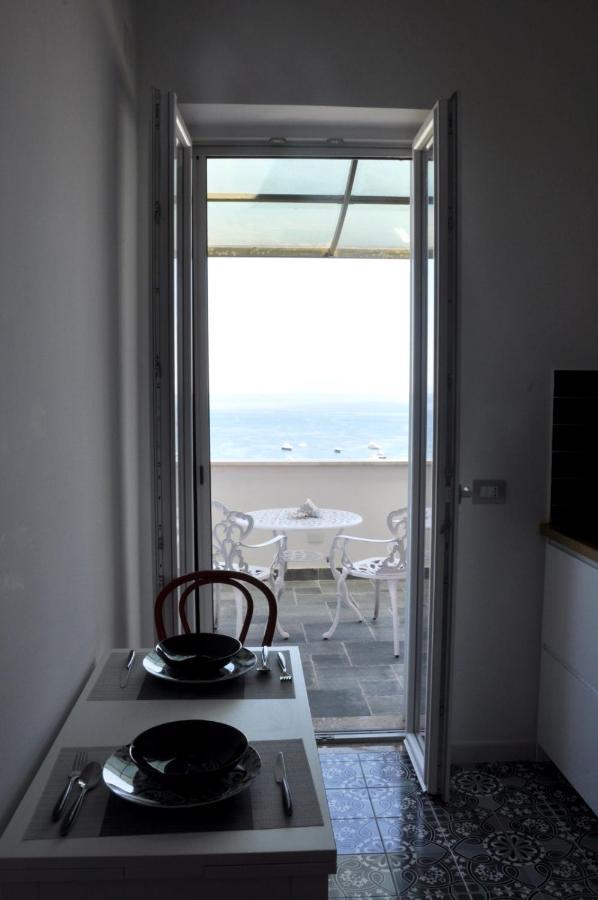 Calise Guest House プロチーダ エクステリア 写真